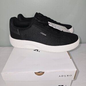 Adyro Prima Sneaker in Raven Black, Women's Size 6 New in Box